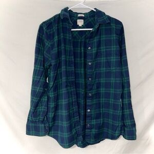 J. Crew Women's Navy Blue and Green Checkered Plaid Flannel Button Shirt Boy Fit